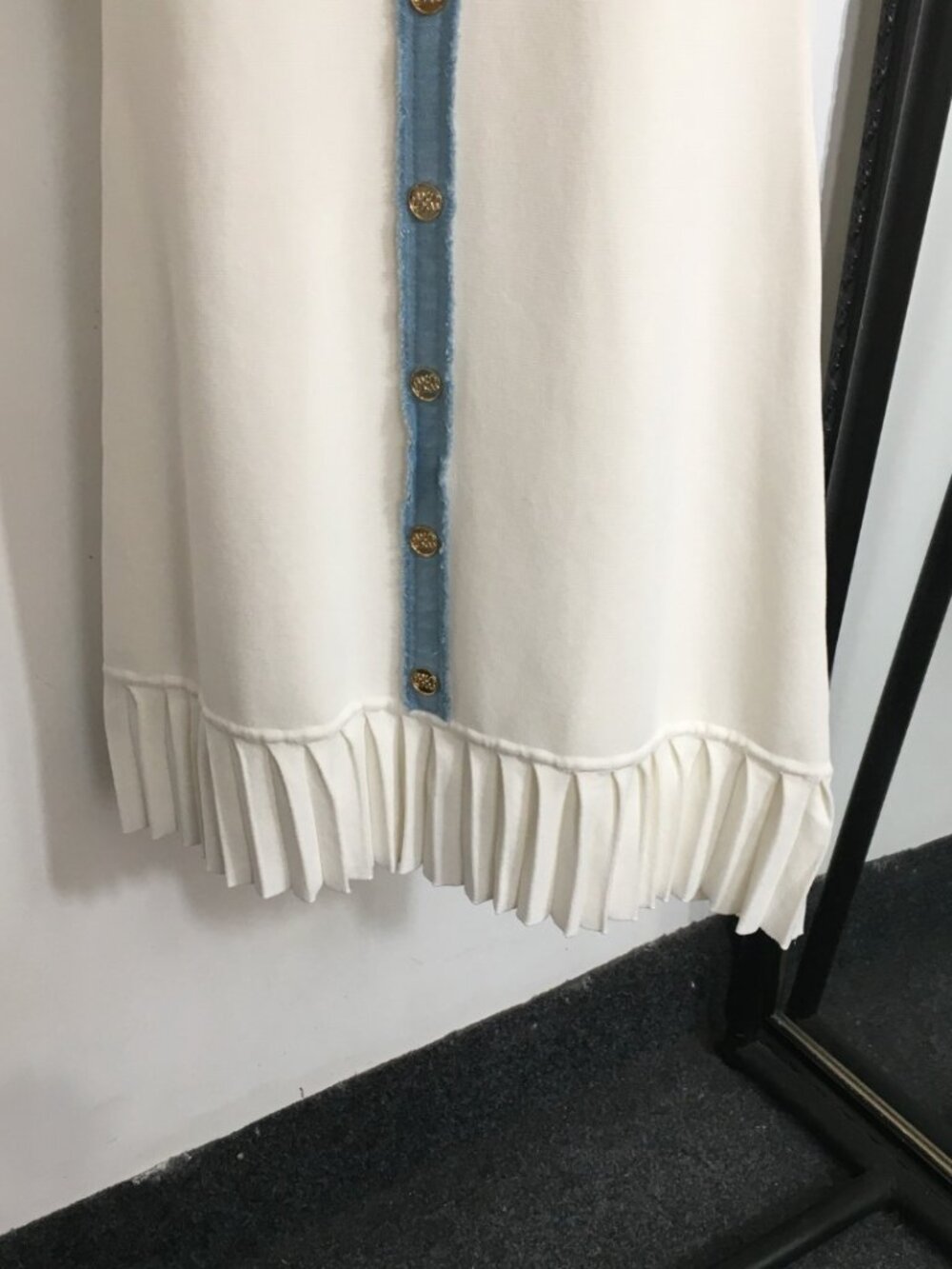 Sandro White Sleeveless Knit Dress - Picture 3 of 7